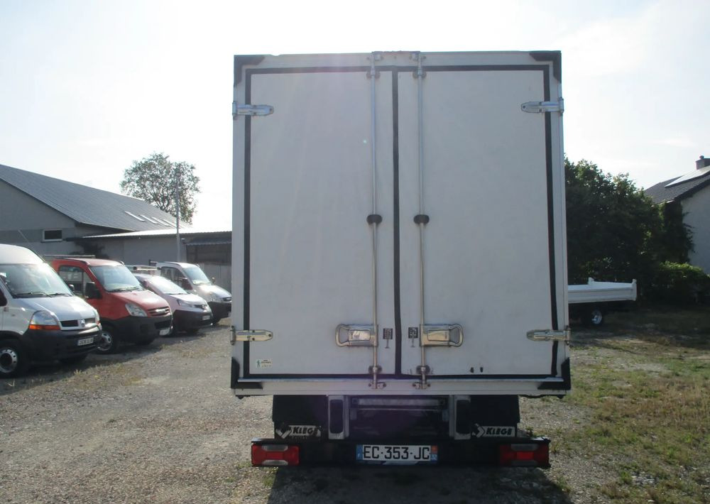 Iveco Daily 35C13 chłodnia Mroźnia na bliźniaku 35-130 Thermo King agregat - 냉동 밴 : 사진 5 Iveco Daily 35C13 chłodnia Mroźnia na bliźniaku 35-130 Thermo King agregat - 냉동 밴 : 사진 5