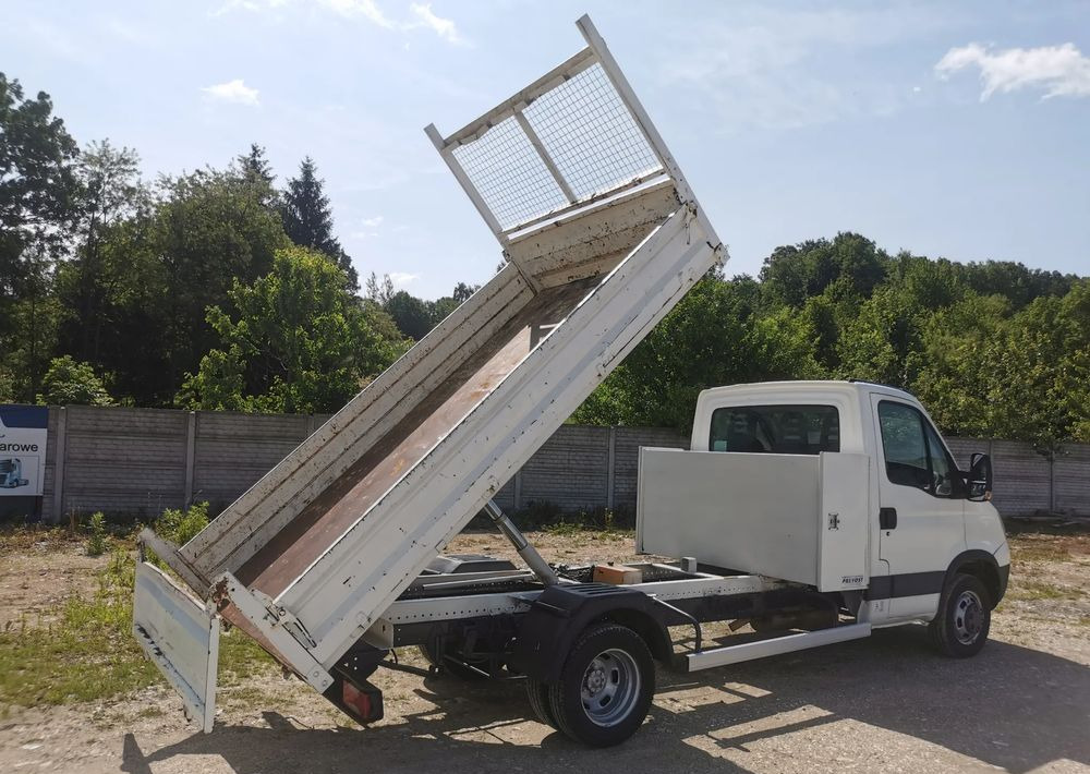 Iveco Daily 35C15 Kiper 3.0 - 150KM wywrotka Hak Bliźniak blokada mostu Klima - 덤프 밴 : 사진 5 Iveco Daily 35C15 Kiper 3.0 - 150KM wywrotka Hak Bliźniak blokada mostu Klima - 덤프 밴 : 사진 5
