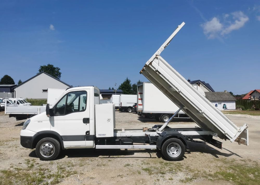 Iveco Daily 35C15 Kiper 3.0 - 150KM wywrotka Hak Bliźniak blokada mostu Klima - 덤프 밴 : 사진 2 Iveco Daily 35C15 Kiper 3.0 - 150KM wywrotka Hak Bliźniak blokada mostu Klima - 덤프 밴 : 사진 2