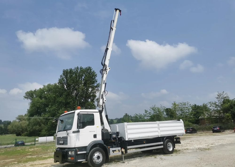 MAN TGM 15.240 Żuraw HDS HIAB + kiper wywrotka + Płyta czołowa Mały przebieg Klima - 덤프트럭 : 사진 5 MAN TGM 15.240 Żuraw HDS HIAB + kiper wywrotka + Płyta czołowa Mały przebieg Klima - 덤프트럭 : 사진 5