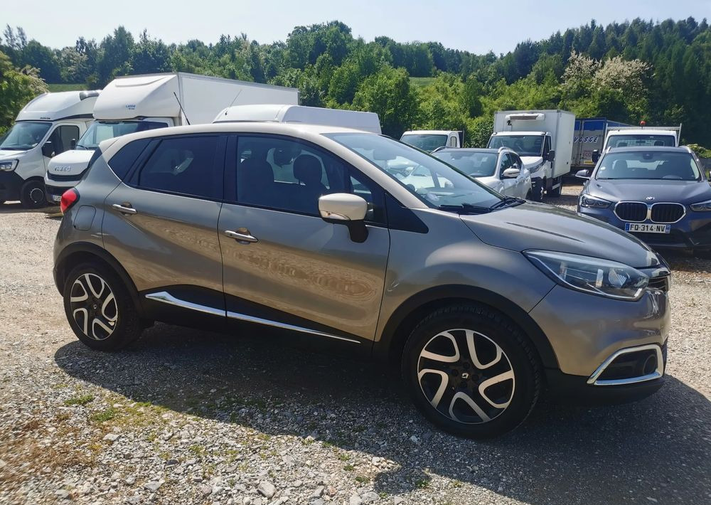 Renault Captur 0.9 Energy TCe Intens - SUV : 사진 2 Renault Captur 0.9 Energy TCe Intens - SUV : 사진 2