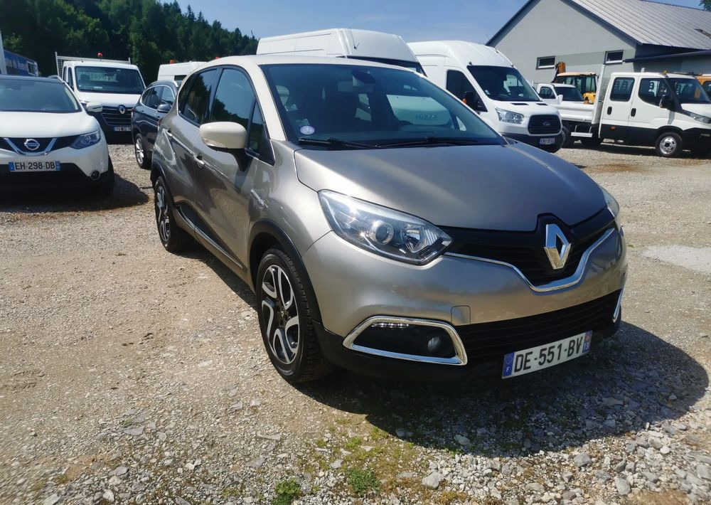 Renault Captur 0.9 Energy TCe Intens - SUV : 사진 1 Renault Captur 0.9 Energy TCe Intens - SUV : 사진 1