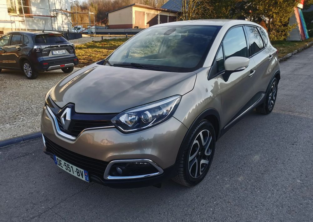 Renault Captur 0.9 Energy TCe Intens - SUV : 사진 3 Renault Captur 0.9 Energy TCe Intens - SUV : 사진 3