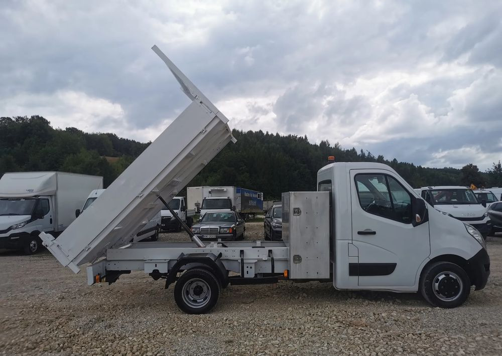 Renault Master Kiper wywrotka 2.3-145KM Hak Bliźniak klimatyzacja Kamera cofania - 덤프 밴 : 사진 2 Renault Master Kiper wywrotka 2.3-145KM Hak Bliźniak klimatyzacja Kamera cofania - 덤프 밴 : 사진 2