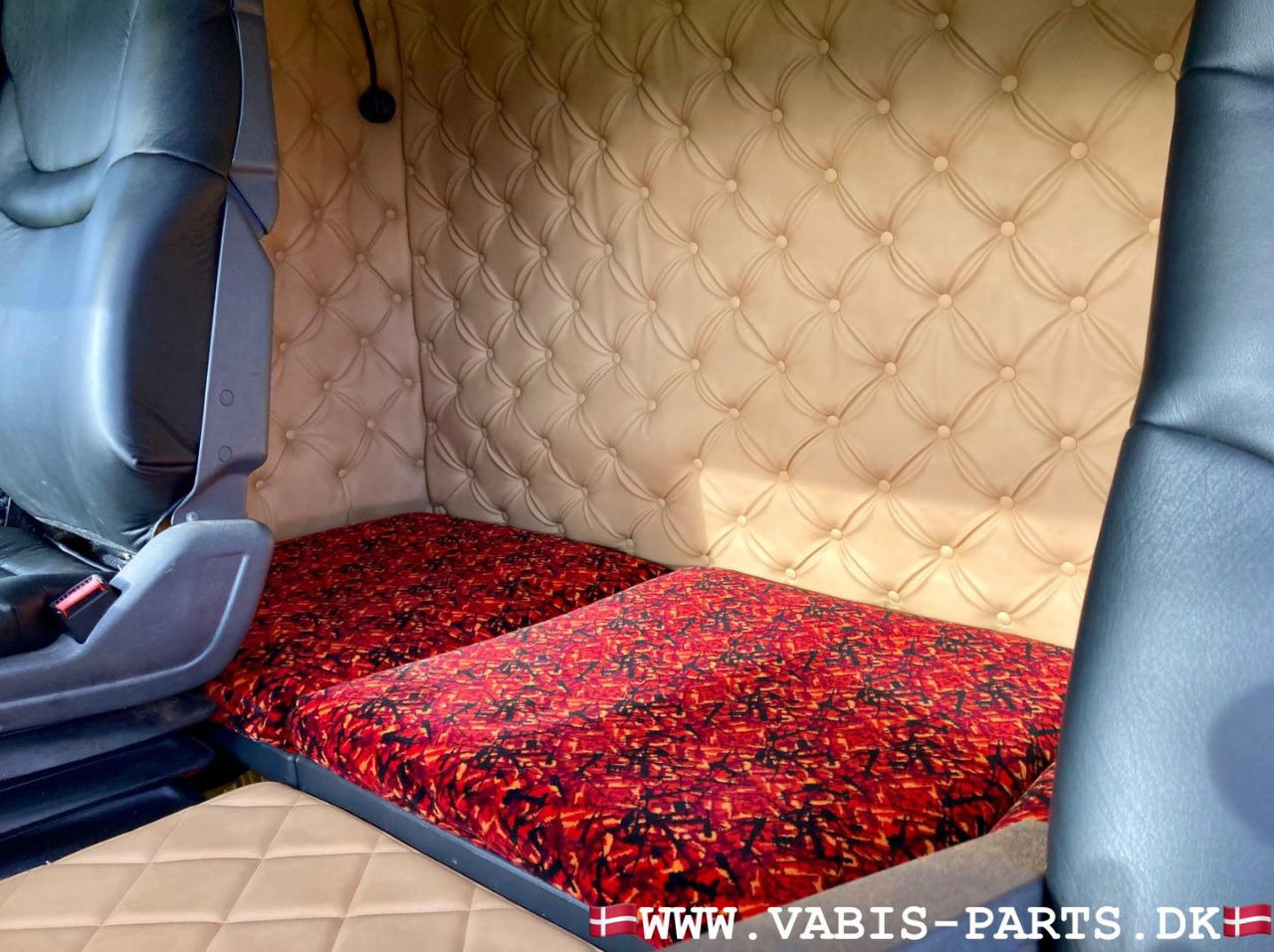 Scania R164-580 V8 Classic V8 Fully restored - 트랙터 유닛 : 사진 4 Scania R164-580 V8 Classic V8 Fully restored - 트랙터 유닛 : 사진 4