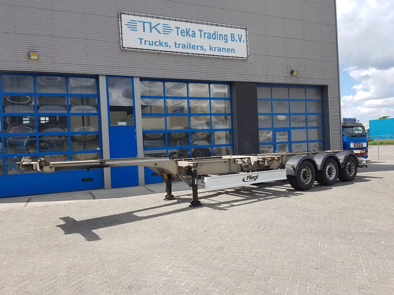 Fliegl SDS 380 MULTI BPW Disc Lift axle - 컨테이너 운반 장치/ 스와프 보디 세미 트레일러 : 사진 1 Fliegl SDS 380 MULTI BPW Disc Lift axle - 컨테이너 운반 장치/ 스와프 보디 세미 트레일러 : 사진 1