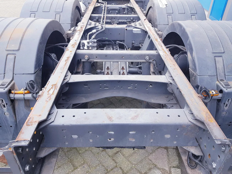 캡 새시 트럭 Volvo FE 300 EEV 6X2 Retarder 258.000 KM TÜV : 사진 15