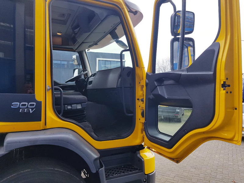 캡 새시 트럭 Volvo FE 300 EEV 6X2 Retarder 258.000 KM TÜV : 사진 12