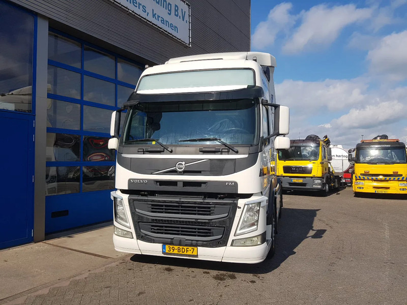 Volvo FM 420 Globetrotter XL Double tank - 트랙터 유닛 : 사진 2 Volvo FM 420 Globetrotter XL Double tank - 트랙터 유닛 : 사진 2