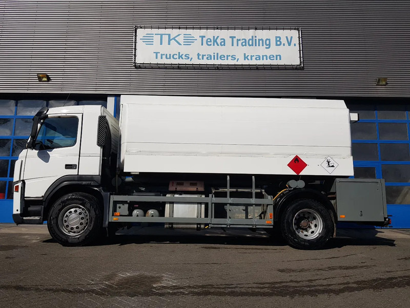 Volvo FM 9.340 Petrol, Diesel 17000 Ltr. 3 Compartementen - 유조트럭 : 사진 3 Volvo FM 9.340 Petrol, Diesel 17000 Ltr. 3 Compartementen - 유조트럭 : 사진 3