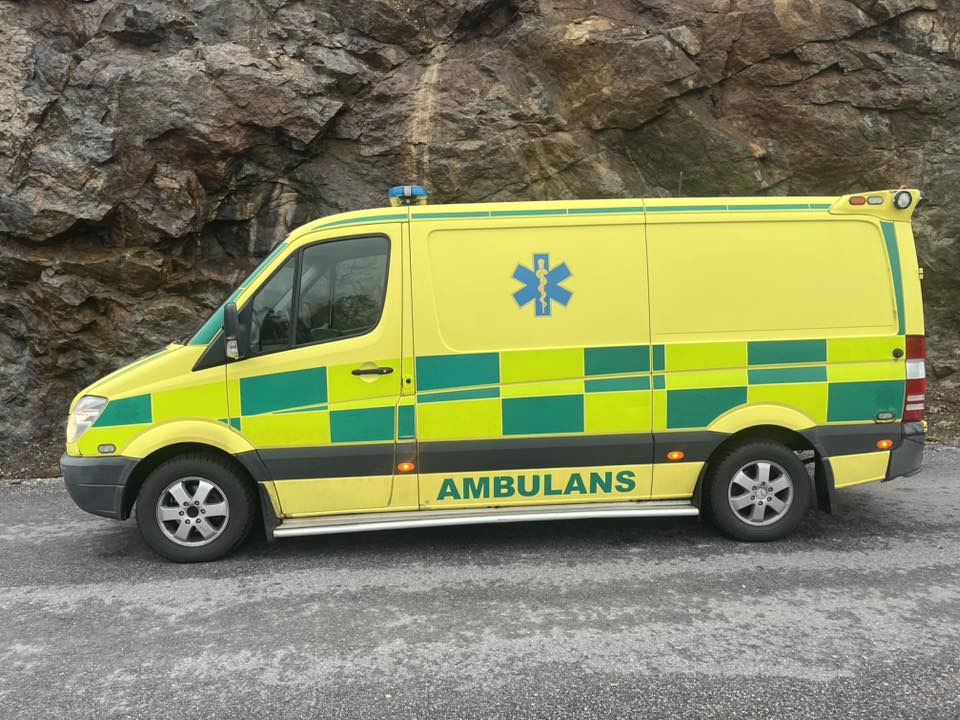 MERCEDES-BENZ Sprinter 316 NGT - AMBULANCE / швидка допомога / shvydka dopomoha - 구급차 : 사진 2 MERCEDES-BENZ Sprinter 316 NGT - AMBULANCE / швидка допомога / shvydka dopomoha - 구급차 : 사진 2