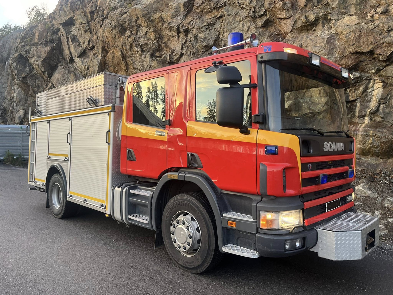 SCANIA P94GB 4x2 NZ310 - Fire engine - 소방차 : 사진 1 SCANIA P94GB 4x2 NZ310 - Fire engine - 소방차 : 사진 1