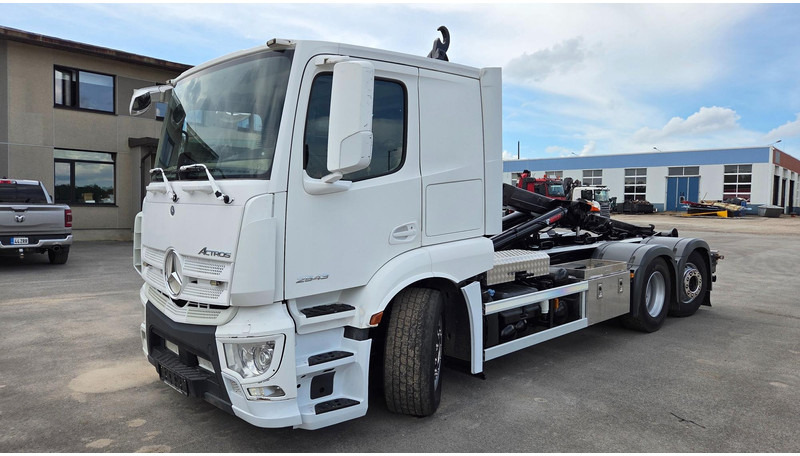 Mercedes-Benz Actros 2543 6X2*4 - 후크 리프트 트럭 : 사진 1 Mercedes-Benz Actros 2543 6X2*4 - 후크 리프트 트럭 : 사진 1