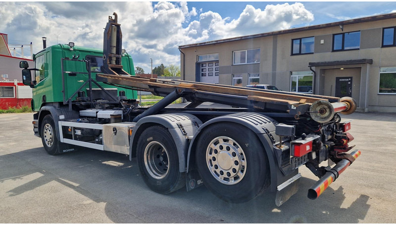 Scania P450 6x2*4 - 후크 리프트 트럭 : 사진 4 Scania P450 6x2*4 - 후크 리프트 트럭 : 사진 4