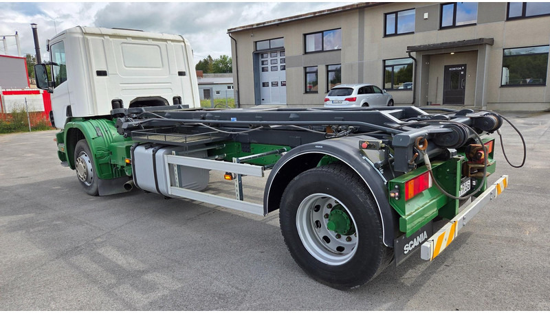 Scania P94 4X2 220 - 케이블 시스템 트럭 : 사진 4 Scania P94 4X2 220 - 케이블 시스템 트럭 : 사진 4