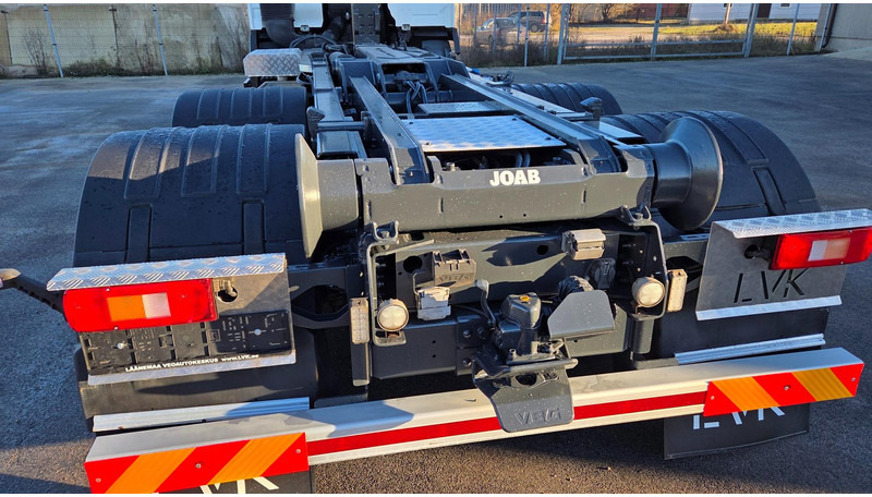 Volvo FM410 6X2*4 - 후크 리프트 트럭 : 사진 5 Volvo FM410 6X2*4 - 후크 리프트 트럭 : 사진 5