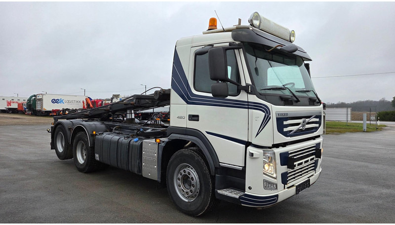Volvo FM420 6X2 manual full steel - 케이블 시스템 트럭 : 사진 2 Volvo FM420 6X2 manual full steel - 케이블 시스템 트럭 : 사진 2
