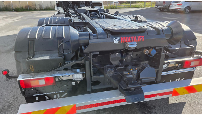 Volvo FM460 6X2*4 - 후크 리프트 트럭 : 사진 5 Volvo FM460 6X2*4 - 후크 리프트 트럭 : 사진 5