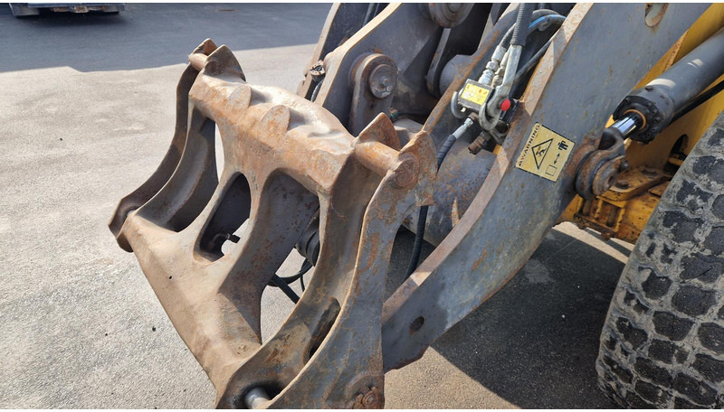 Volvo L90F - 휠 로더 : 사진 5 Volvo L90F - 휠 로더 : 사진 5