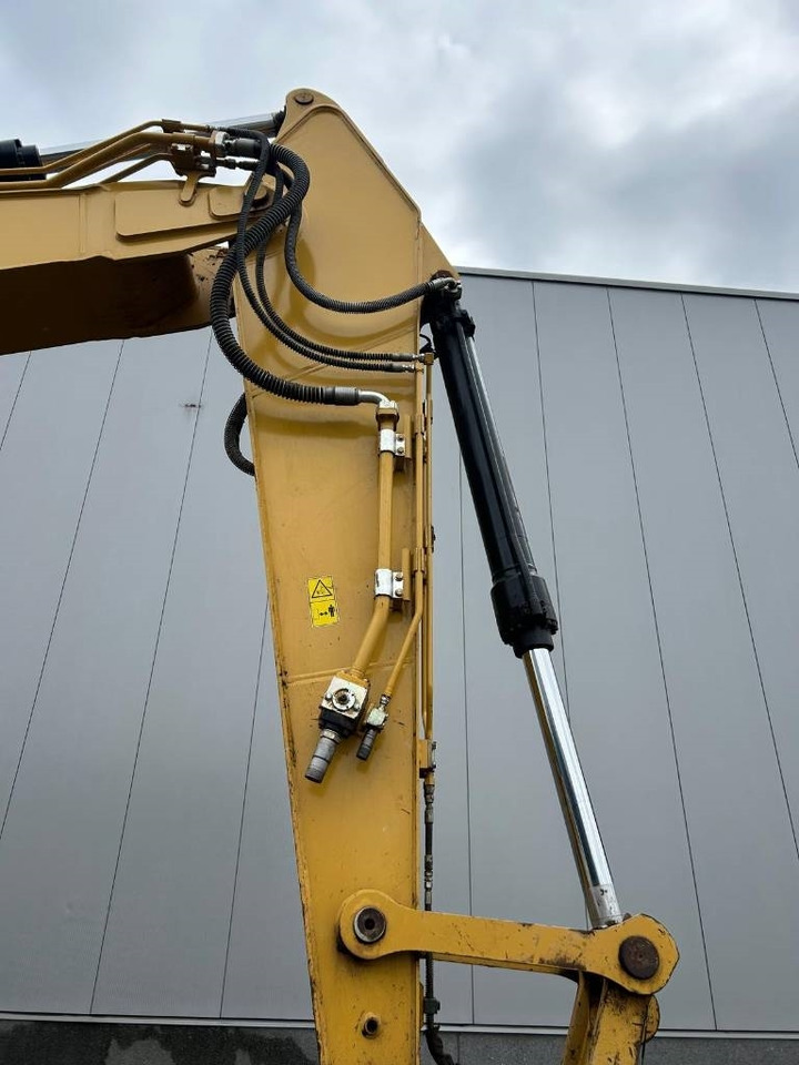 크롤러 굴삭기 CAT 320 : 사진 29