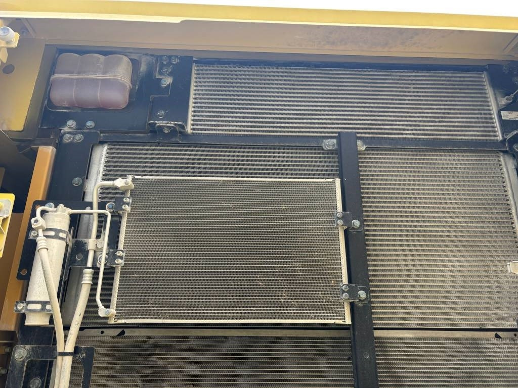 크롤러 굴삭기 CAT 336 (New Undercarriage) : 사진 19 크롤러 굴삭기 CAT 336 (New Undercarriage) : 사진 19