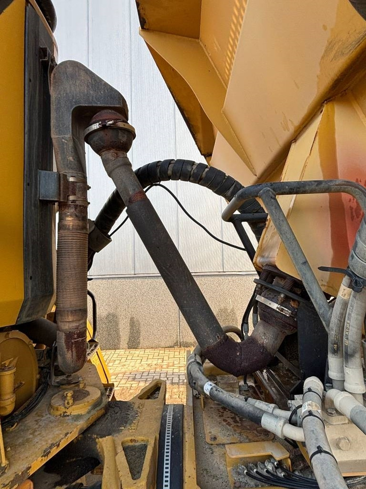 CAT 735 B (Under Preparation) - 관절 덤프 : 사진 4 CAT 735 B (Under Preparation) - 관절 덤프 : 사진 4