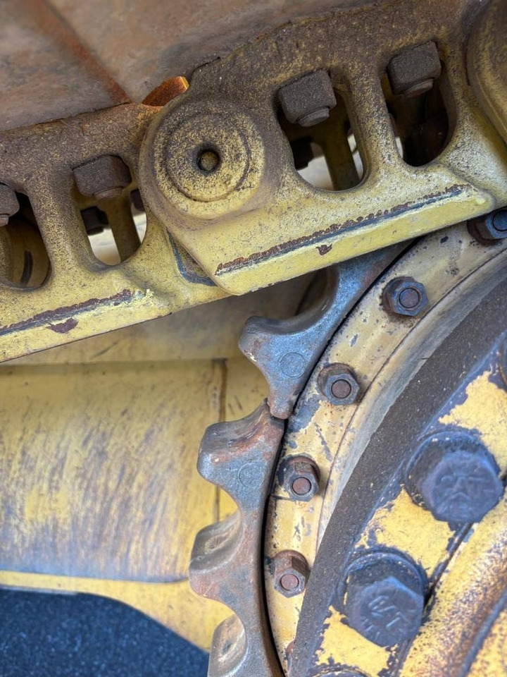 CAT D 6 T LGP (CE / New UC) - 불도저 : 사진 5 CAT D 6 T LGP (CE / New UC) - 불도저 : 사진 5