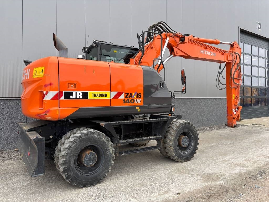 Hitachi ZX 140 W-5B - 휠 굴삭기 : 사진 5 Hitachi ZX 140 W-5B - 휠 굴삭기 : 사진 5