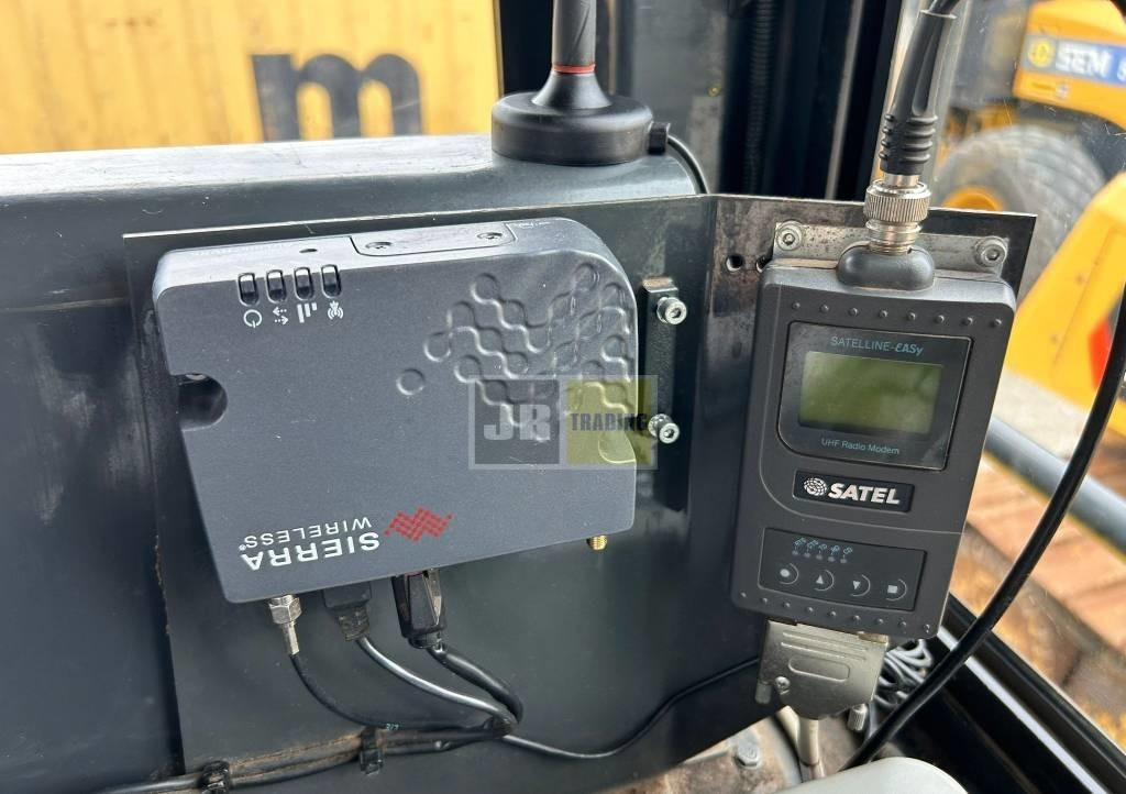 불도저 Komatsu D 61 PXI-24 (Topcon intelligent system) : 사진 12 불도저 Komatsu D 61 PXI-24 (Topcon intelligent system) : 사진 12