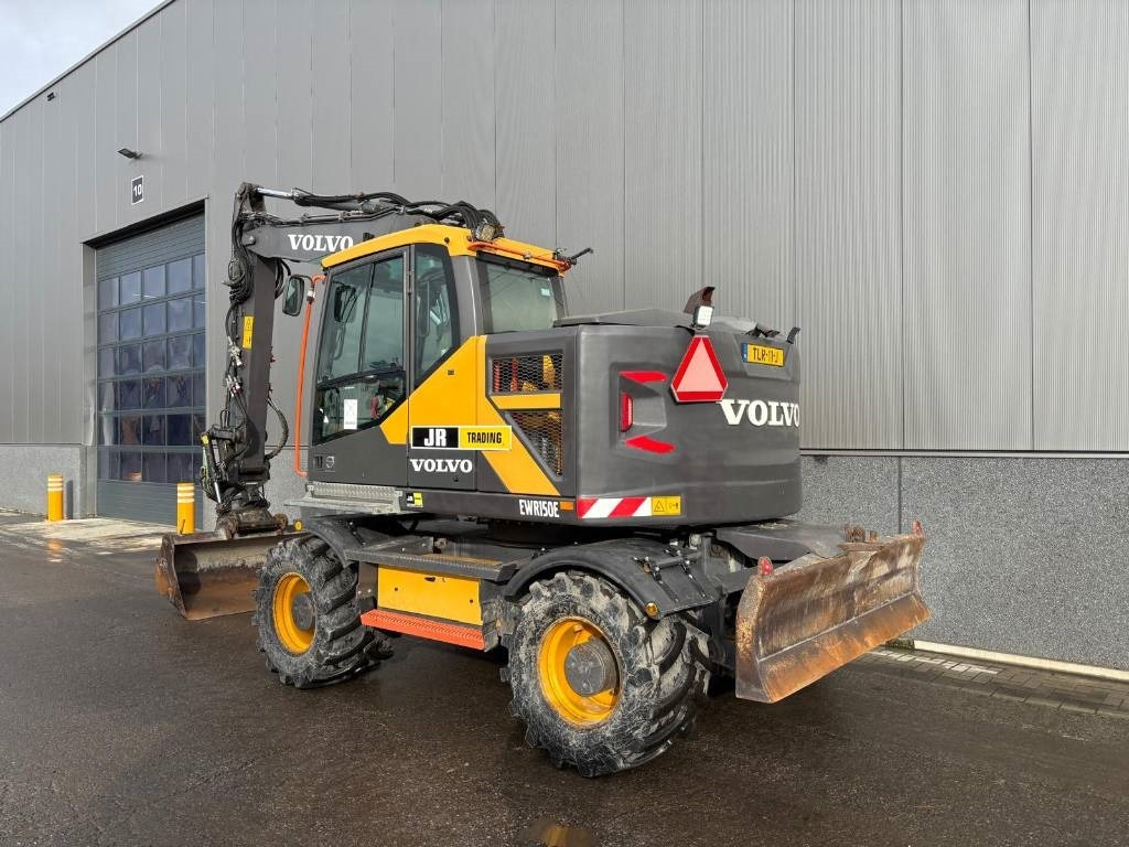 Volvo EWR 150 E - 휠 굴삭기 : 사진 3 Volvo EWR 150 E - 휠 굴삭기 : 사진 3