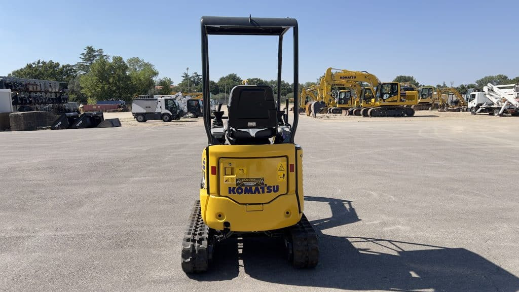 Komatsu PC16 R-3 HS - 미니 굴삭기 : 사진 4 Komatsu PC16 R-3 HS - 미니 굴삭기 : 사진 4