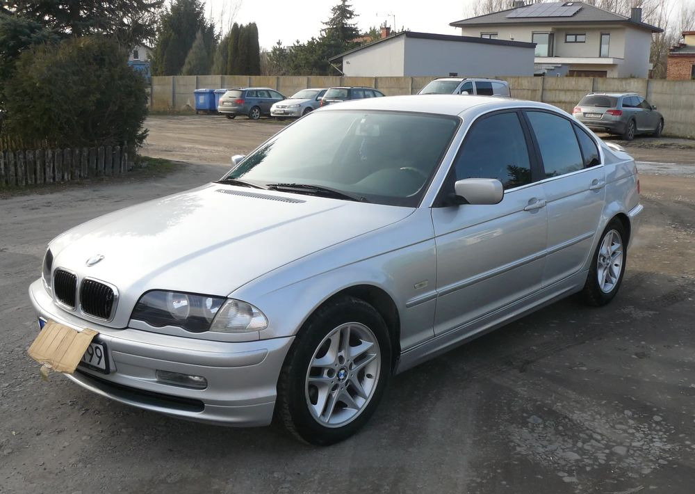 BMW Seria 3 320i - 세단 : 사진 3 BMW Seria 3 320i - 세단 : 사진 3