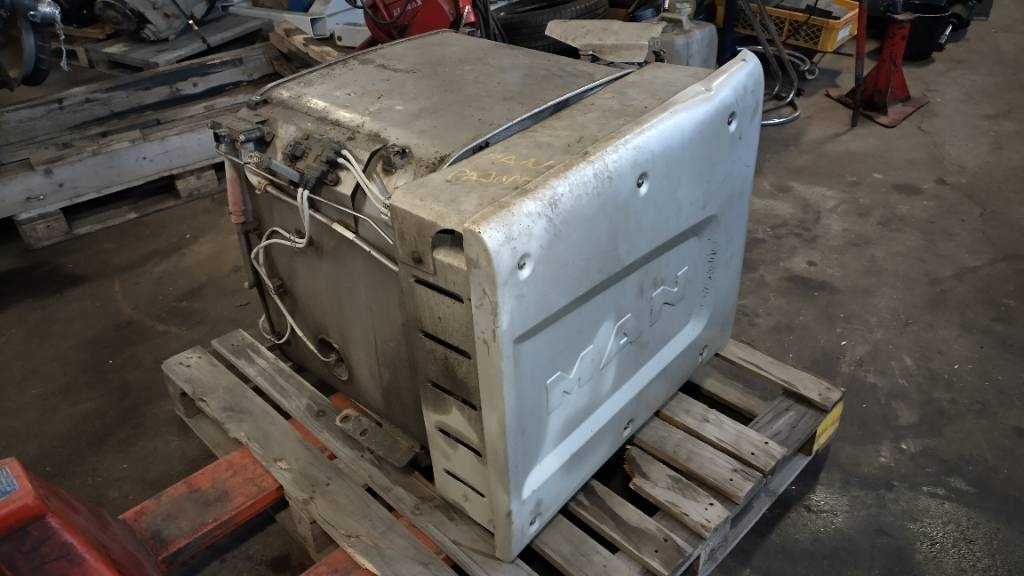 MAN Euro 6 katalysaattori - 엔진 트럭 용 : 사진 1 MAN Euro 6 katalysaattori - 엔진 트럭 용 : 사진 1