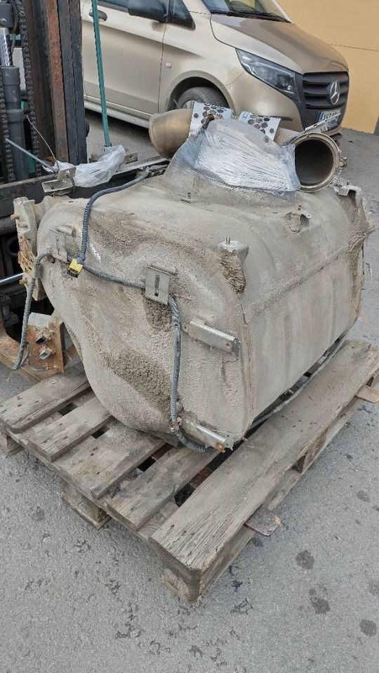 Scania NG580 pystyputki katalysaattori täydellinen pake - 엔진 트럭 용 : 사진 1 Scania NG580 pystyputki katalysaattori täydellinen pake - 엔진 트럭 용 : 사진 1