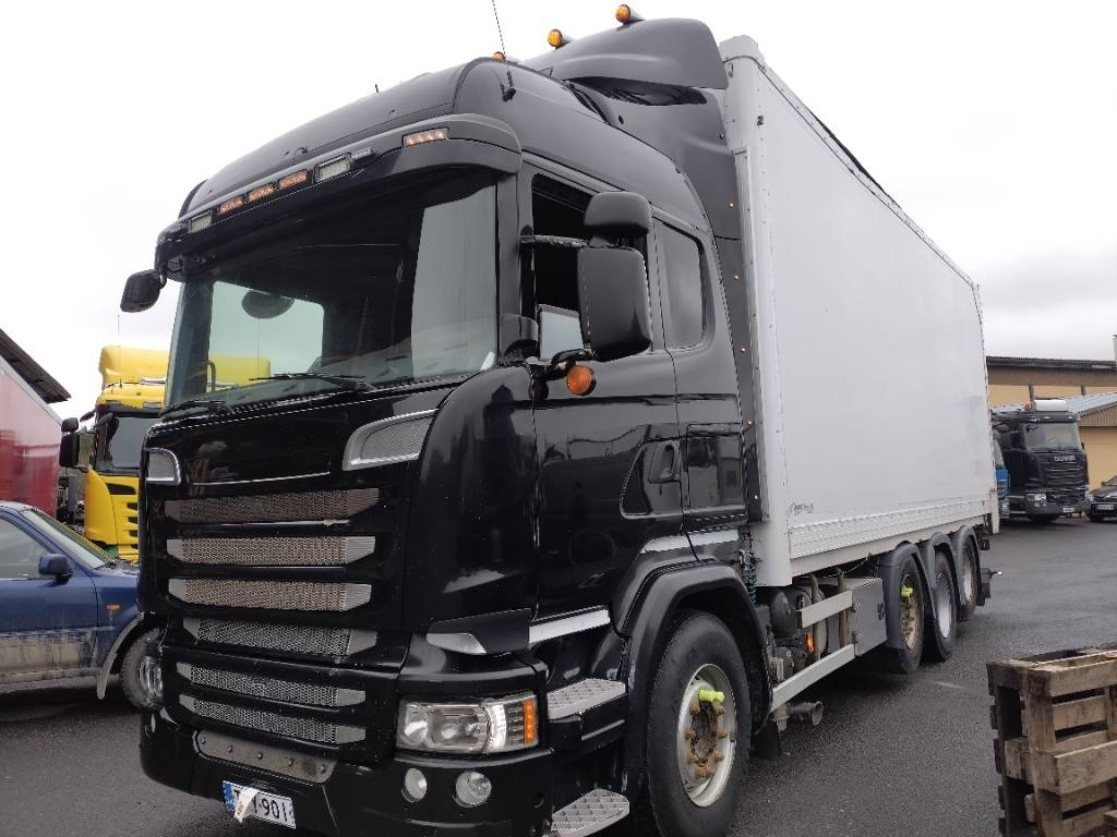 Scania R 580 8x2 ketjupurku kori 50mottia - 박스 트럭 : 사진 2 Scania R 580 8x2 ketjupurku kori 50mottia - 박스 트럭 : 사진 2