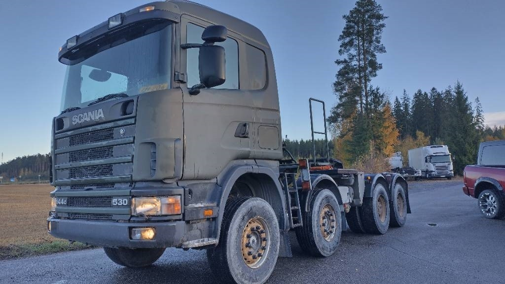 Scania R144 530 8x4 RASKASVETURI - 트랙터 유닛 : 사진 2 Scania R144 530 8x4 RASKASVETURI - 트랙터 유닛 : 사진 2