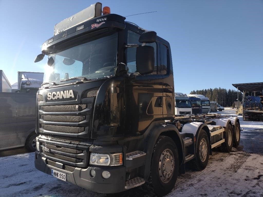 Scania R490 8x4 vaijerilaite,Euro6 - 스킵 로더 트럭 : 사진 2 Scania R490 8x4 vaijerilaite,Euro6 - 스킵 로더 트럭 : 사진 2