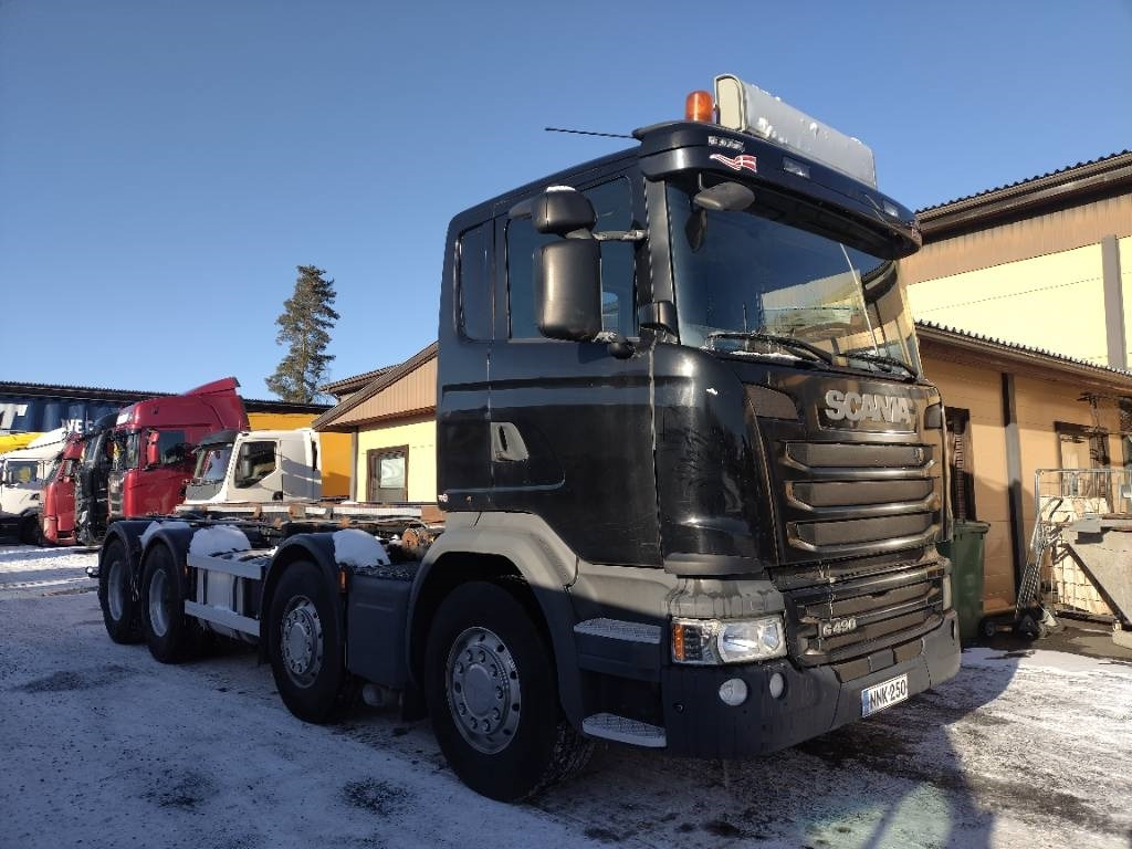 Scania R490 8x4 vaijerilaite,Euro6 - 스킵 로더 트럭 : 사진 1 Scania R490 8x4 vaijerilaite,Euro6 - 스킵 로더 트럭 : 사진 1