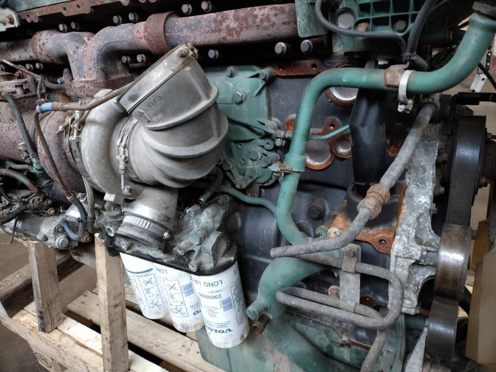 Volvo D16G täys korjattu moottori - 엔진 트럭 용 : 사진 2 Volvo D16G täys korjattu moottori - 엔진 트럭 용 : 사진 2