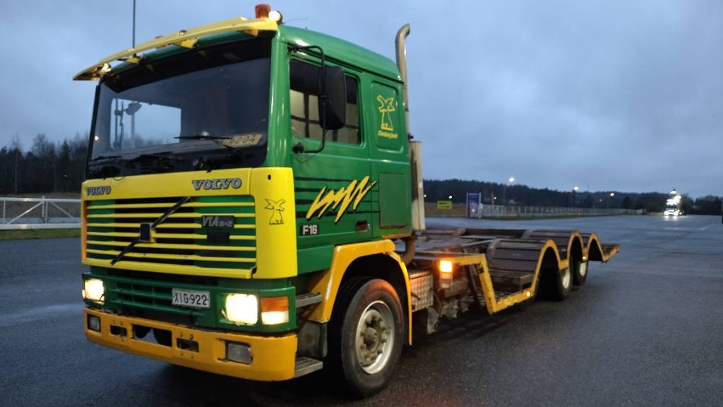 Volvo F16 8x2 metsäkone ritilä, rautajouset,hydr.perä - 목재 트럭 : 사진 1 Volvo F16 8x2 metsäkone ritilä, rautajouset,hydr.perä - 목재 트럭 : 사진 1