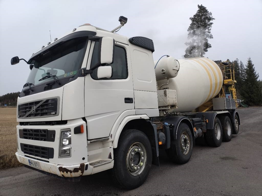 Volvo FM13 10*4 betoniauto,ränni - 콘크리트 믹서 트럭 : 사진 1 Volvo FM13 10*4 betoniauto,ränni - 콘크리트 믹서 트럭 : 사진 1