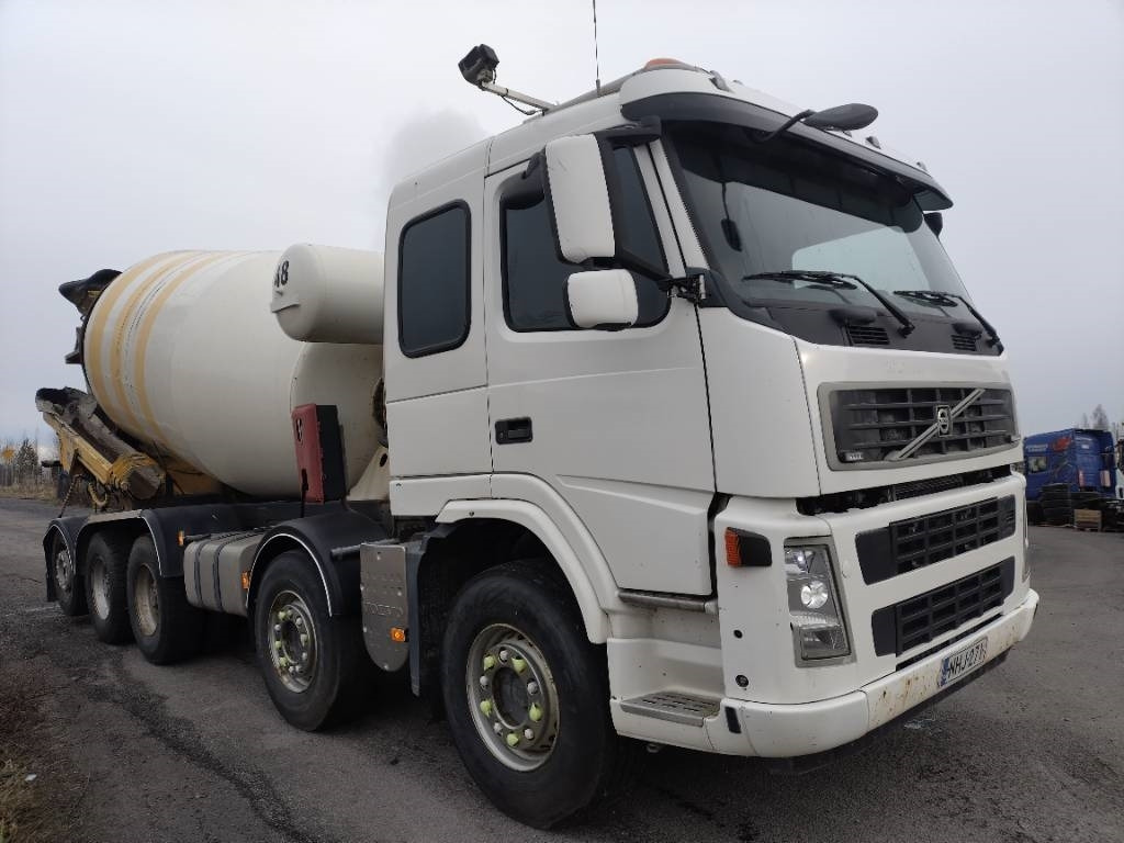 Volvo FM13 10*4 betoniauto,ränni - 콘크리트 믹서 트럭 : 사진 2 Volvo FM13 10*4 betoniauto,ränni - 콘크리트 믹서 트럭 : 사진 2