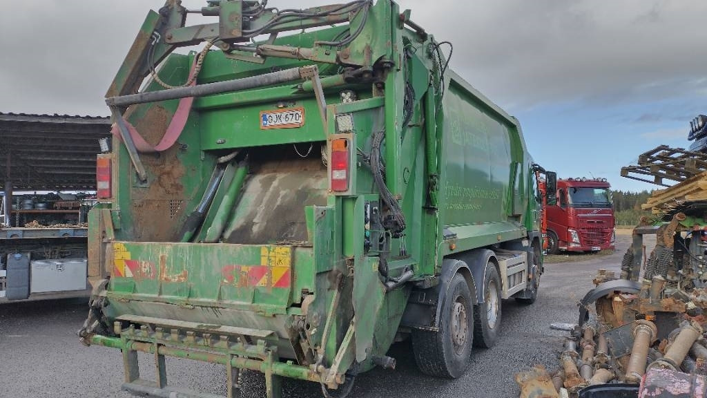 Volvo FM330 6x2 Norba pakkaaja,molokki nostin, manuaali - 쓰레기차 : 사진 4 Volvo FM330 6x2 Norba pakkaaja,molokki nostin, manuaali - 쓰레기차 : 사진 4