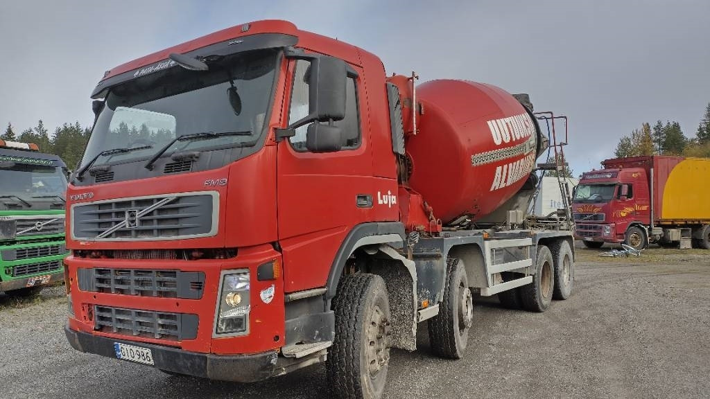 Volvo FM9 8x4 full steel,manual, mixer - 유조트럭 : 사진 1 Volvo FM9 8x4 full steel,manual, mixer - 유조트럭 : 사진 1