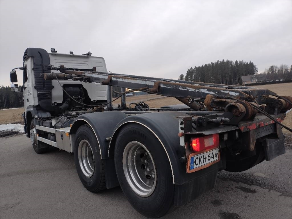 Volvo FMX370 6x2 av3700mm multilift vaijerilaite - 스킵 로더 트럭 : 사진 4 Volvo FMX370 6x2 av3700mm multilift vaijerilaite - 스킵 로더 트럭 : 사진 4