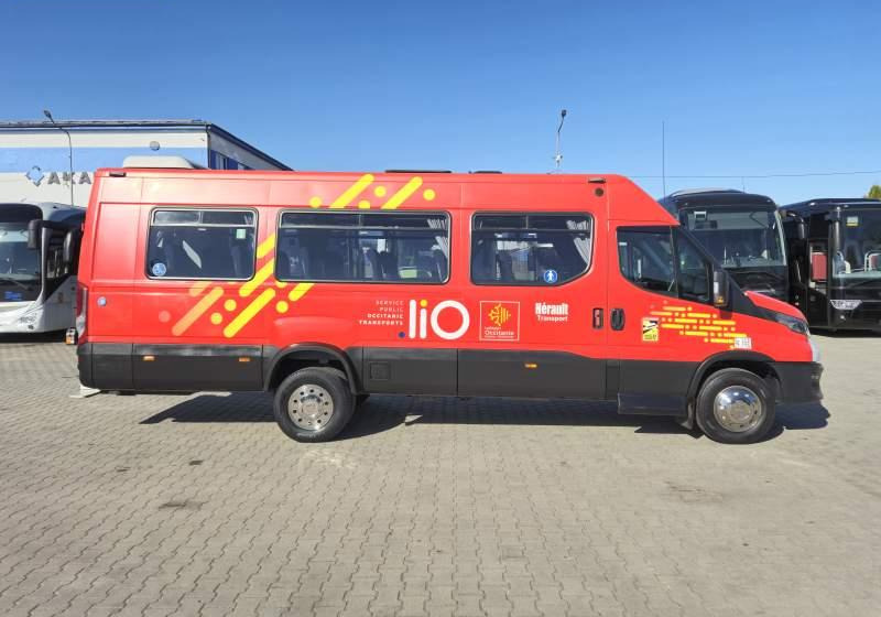 Iveco DAILY 65C18/SPROWADZONE/23 MIEJSCA/KLIM/WINDA - 소형 버스, 승합차 : 사진 5 Iveco DAILY 65C18/SPROWADZONE/23 MIEJSCA/KLIM/WINDA - 소형 버스, 승합차 : 사진 5