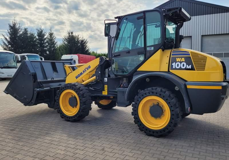 Komatsu WA1 100M / SPROWADZONA Z FRANCJI/ 6 300 MTH - 휠 로더 : 사진 3 Komatsu WA1 100M / SPROWADZONA Z FRANCJI/ 6 300 MTH - 휠 로더 : 사진 3