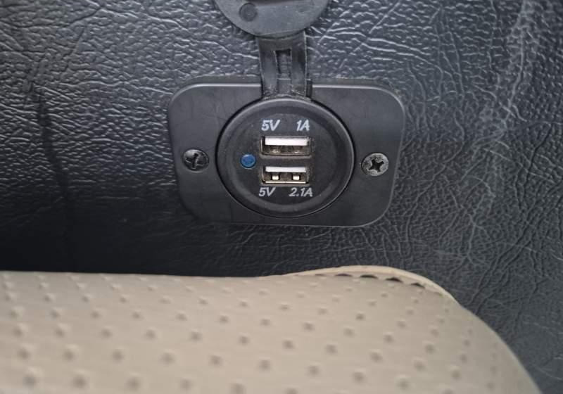 Mercedes-Benz 519 BLUETEC SPICA / MOTOR 3.0 / 21 MIEJSC - 대형 버스 : 사진 2 Mercedes-Benz 519 BLUETEC SPICA / MOTOR 3.0 / 21 MIEJSC - 대형 버스 : 사진 2