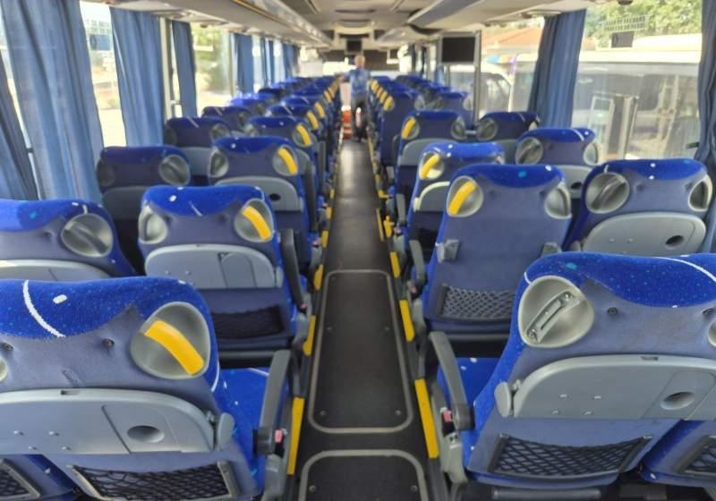 Mercedes-Benz TOURISMO RHD / 13 METRÓW/ MANUAL / SPROWADZONE - 대형 버스 : 사진 4 Mercedes-Benz TOURISMO RHD / 13 METRÓW/ MANUAL / SPROWADZONE - 대형 버스 : 사진 4