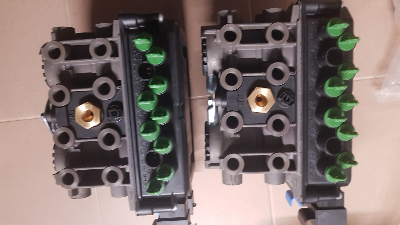HALDEX HALDEX brake modulator, EBS trailer modulator 823008001, 0222100602, 515007680, 550022168, 812001201, 820007001, 820007121, 820008001, 820011001, 820019001, 823008001, 823008101, 823008111, 823008213, - 예비 부속 트럭 용 : 사진 3 HALDEX HALDEX brake modulator, EBS trailer modulator 823008001, 0222100602, 515007680, 550022168, 812001201, 820007001, 820007121, 820008001, 820011001, 820019001, 823008001, 823008101, 823008111, 823008213, - 예비 부속 트럭 용 : 사진 3